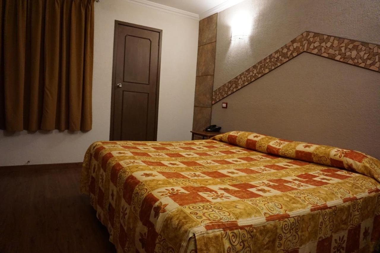 Hotel Plaza Crystal Xalapa Luaran gambar